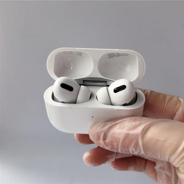 AirPods Pro 2 1:1 with wireless Charging Case